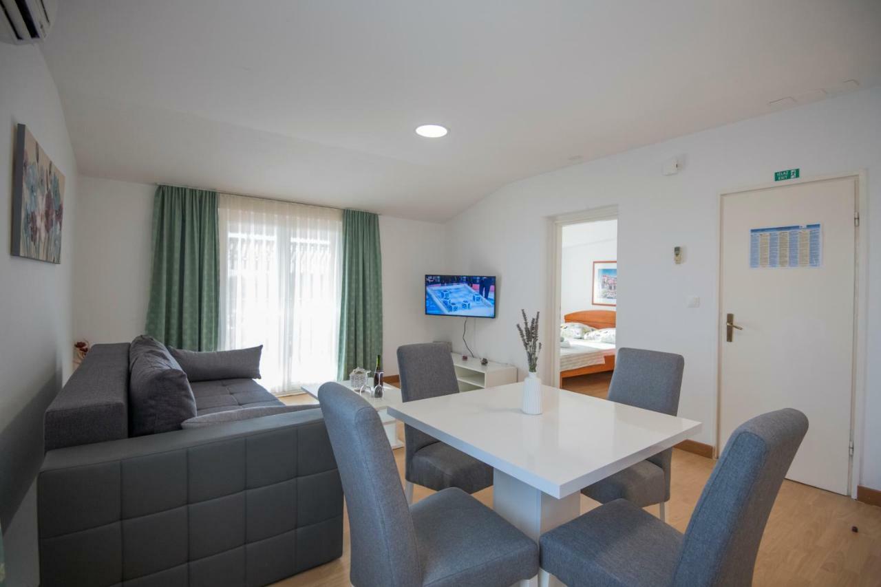 Katarina Apartmani Podstrana Buitenkant foto