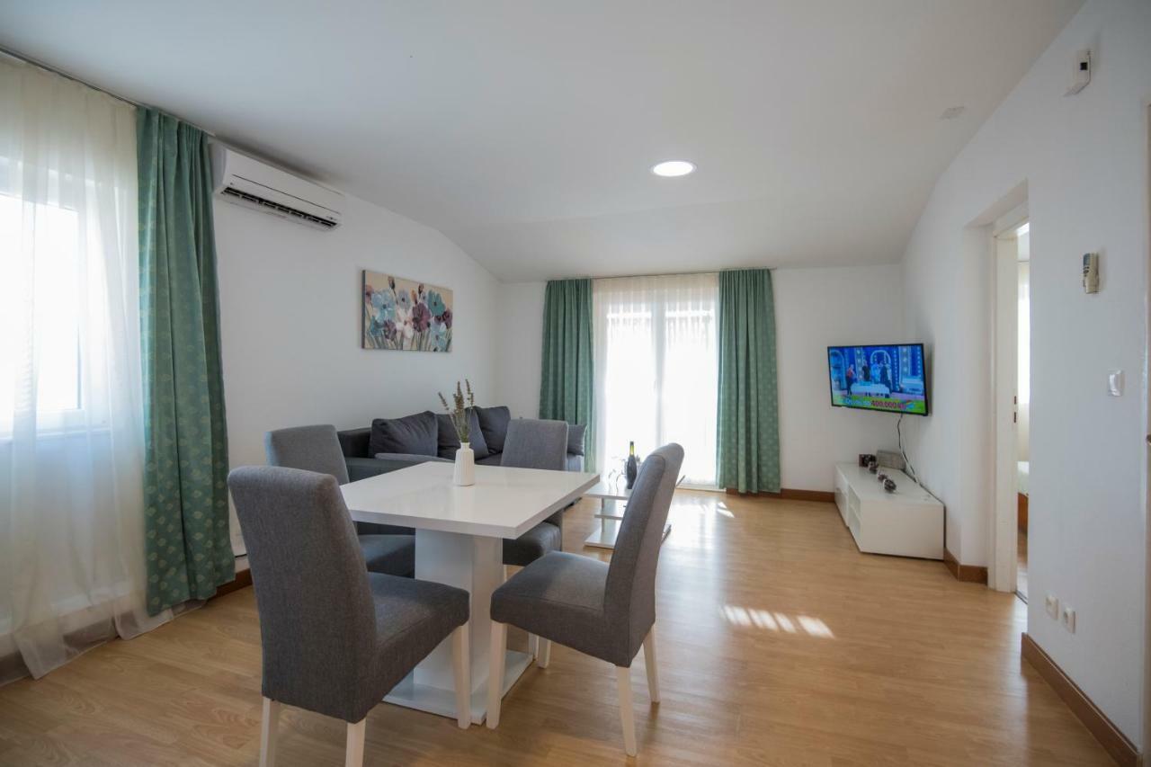 Katarina Apartmani Podstrana Buitenkant foto