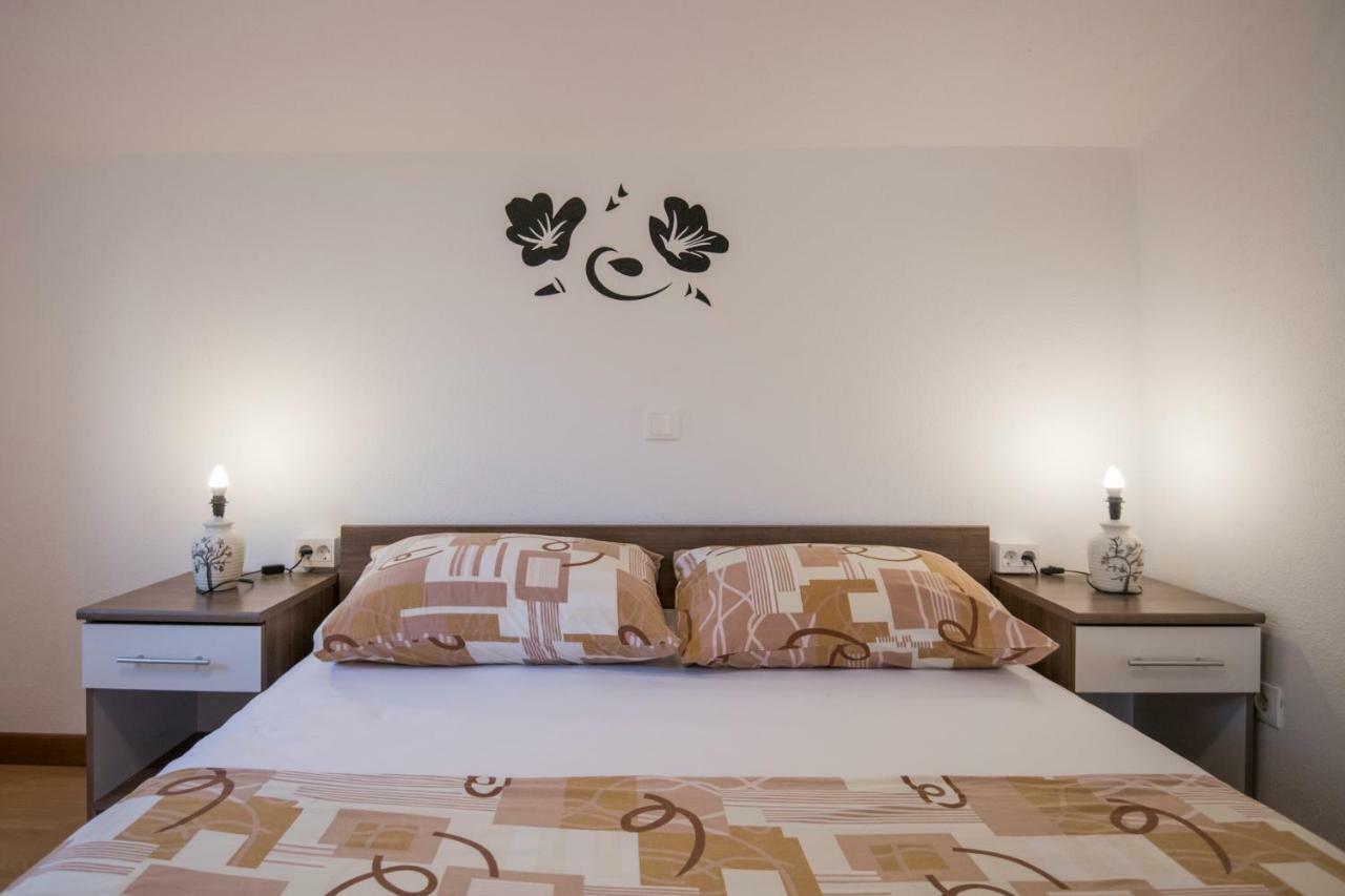 Katarina Apartmani Podstrana Buitenkant foto